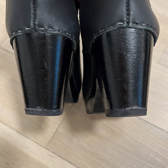 No.6 5” Pull On Shearling Clog Boot on High Heel in Black Suede / Base (36) - Picture 5 of 5